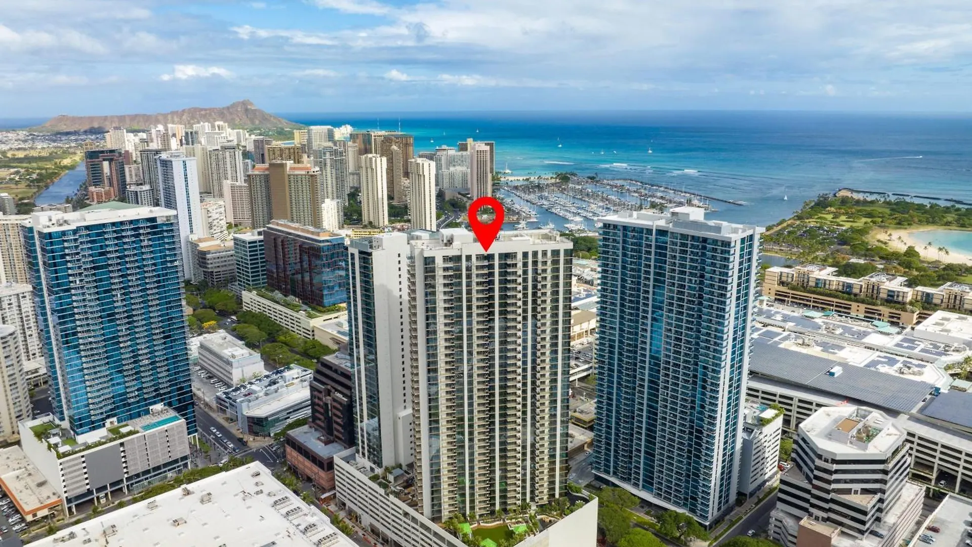 Honolulu Luxury Condo W Resort Amenities Private Courtyard Access 펜션