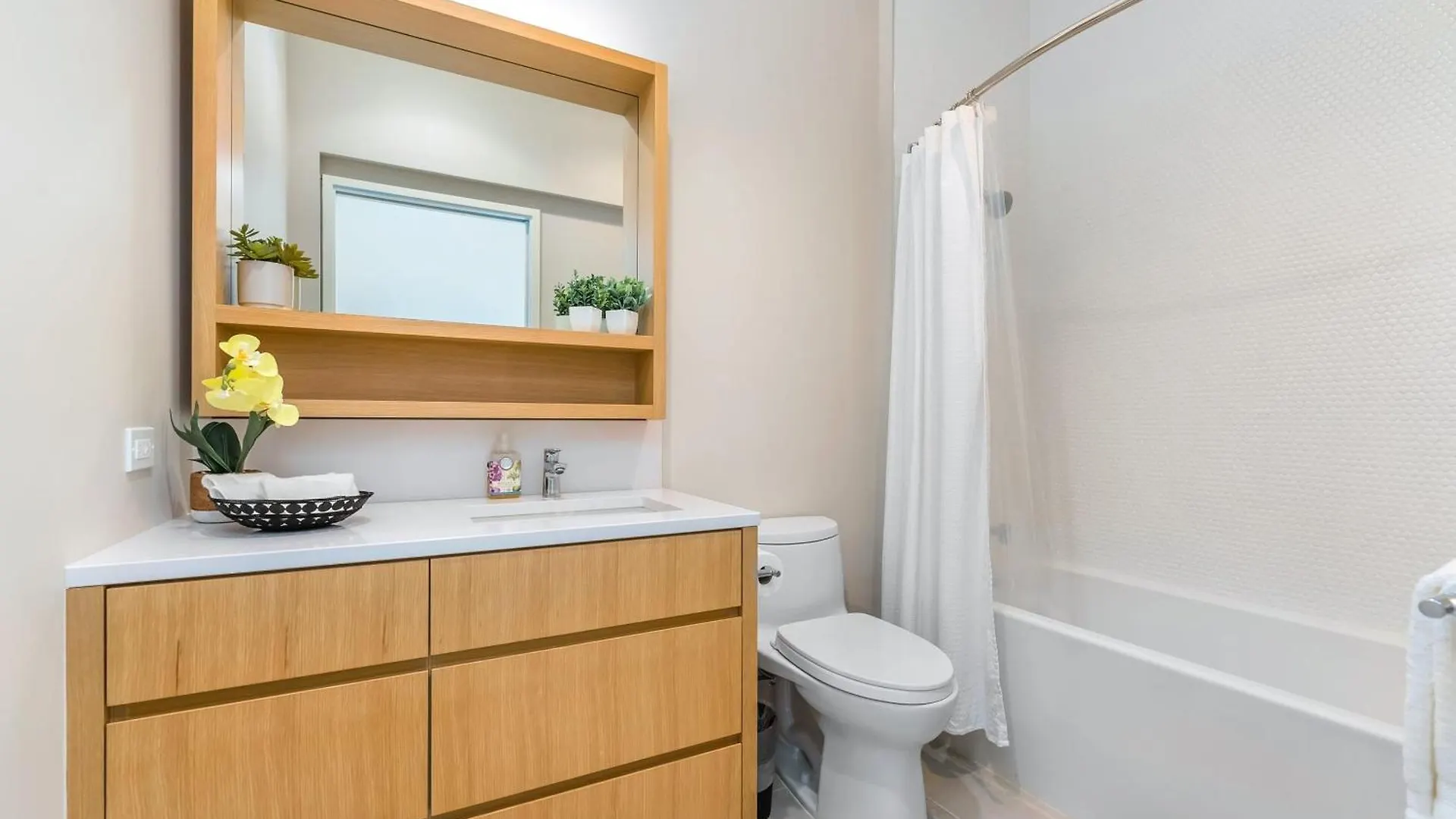 펜션 Honolulu Luxury Condo W Resort Amenities Private Courtyard Access